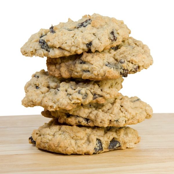 Oatmeal Raisin Cookies  (12 pcs)